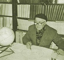 Bendandi w swoim obserwatorium, w którym zmarł w 1979 roku