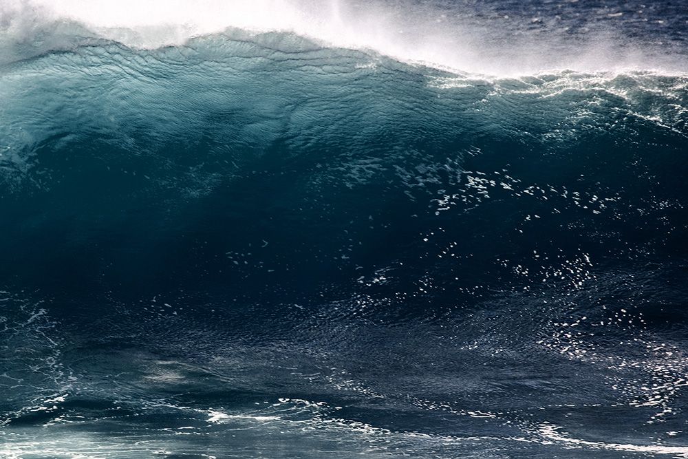 Океан изучен на 5. Знак высокие волны. Большие волны знак. Океанолог Эстетика. Европа Спутник океан.