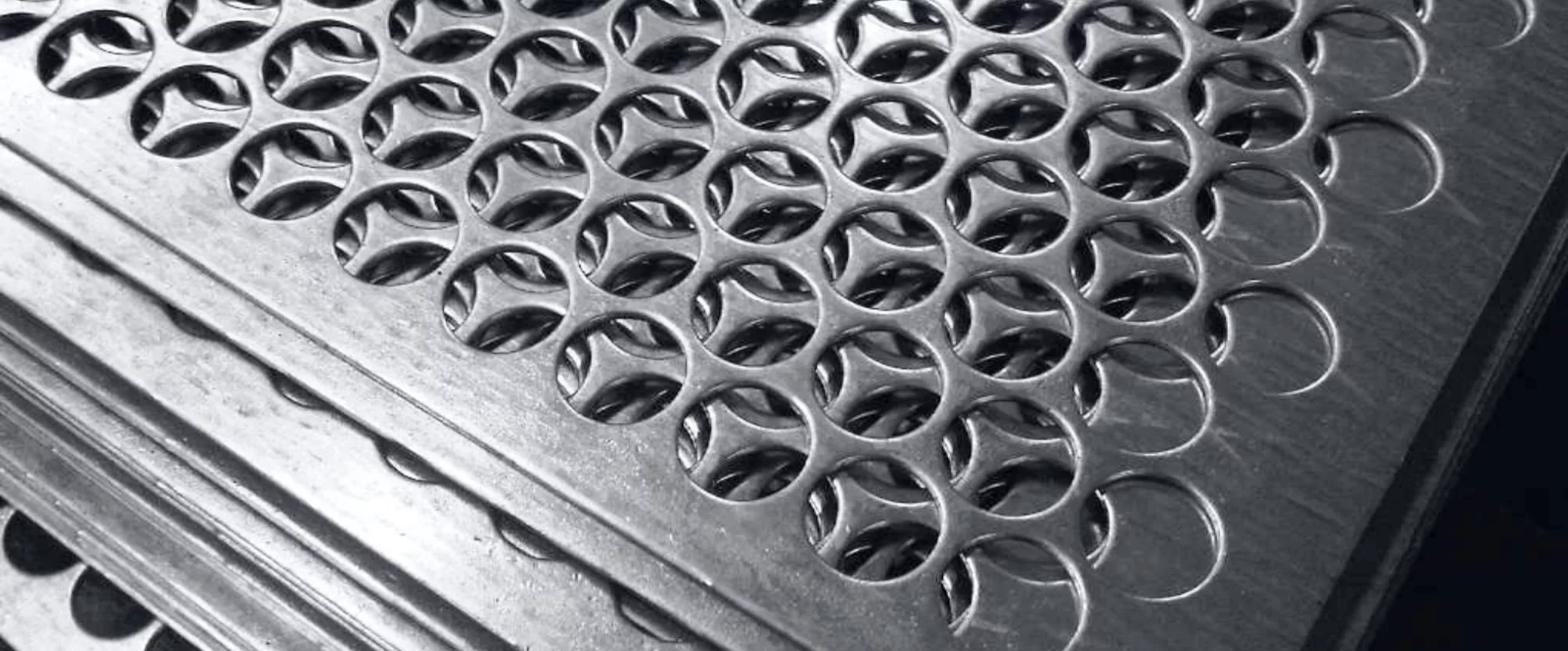 Современные технологии перфорации металла: от механики до лазера