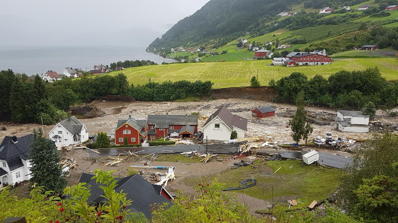 Норвегия существует. Коммуны Норвегии. Стрюн Норвегия наводнение. Фискобюгд коммуна Ванюльвен Норвегия. Норвегия Utvik.