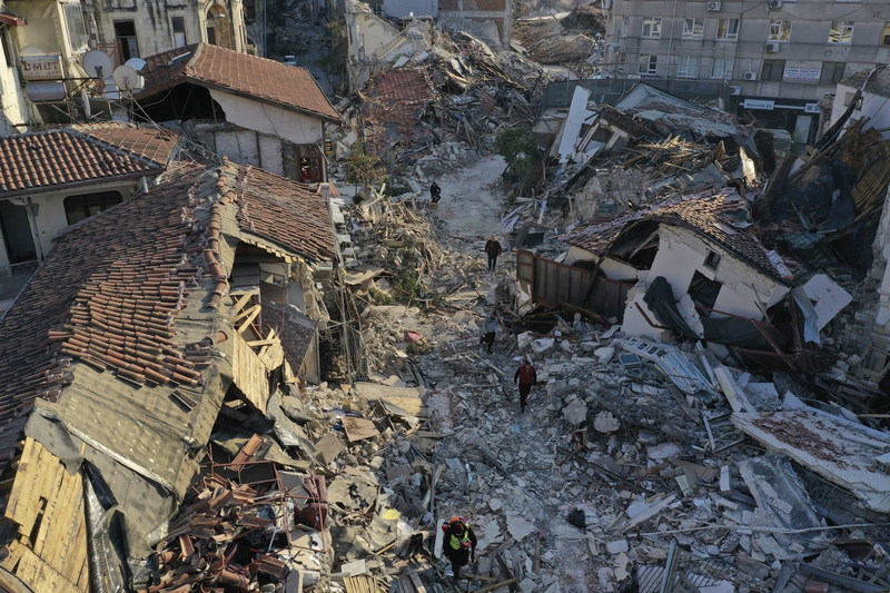 «Литосферные плиты движутся постоянно»: российский геоморфолог — об угрозе землетрясений и их раннем предупреждении