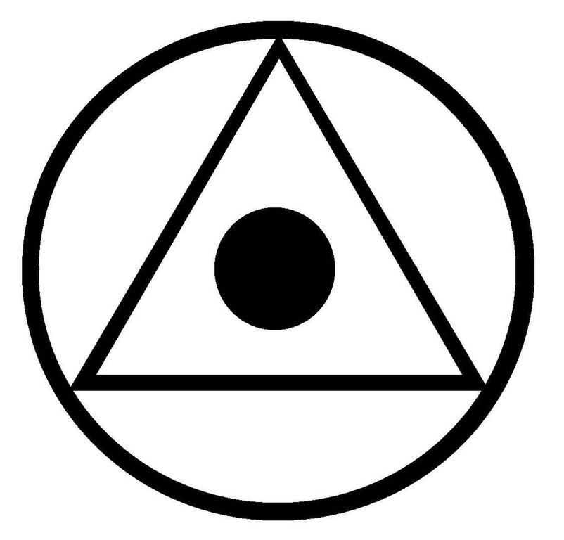 Что значит круг в треугольнике